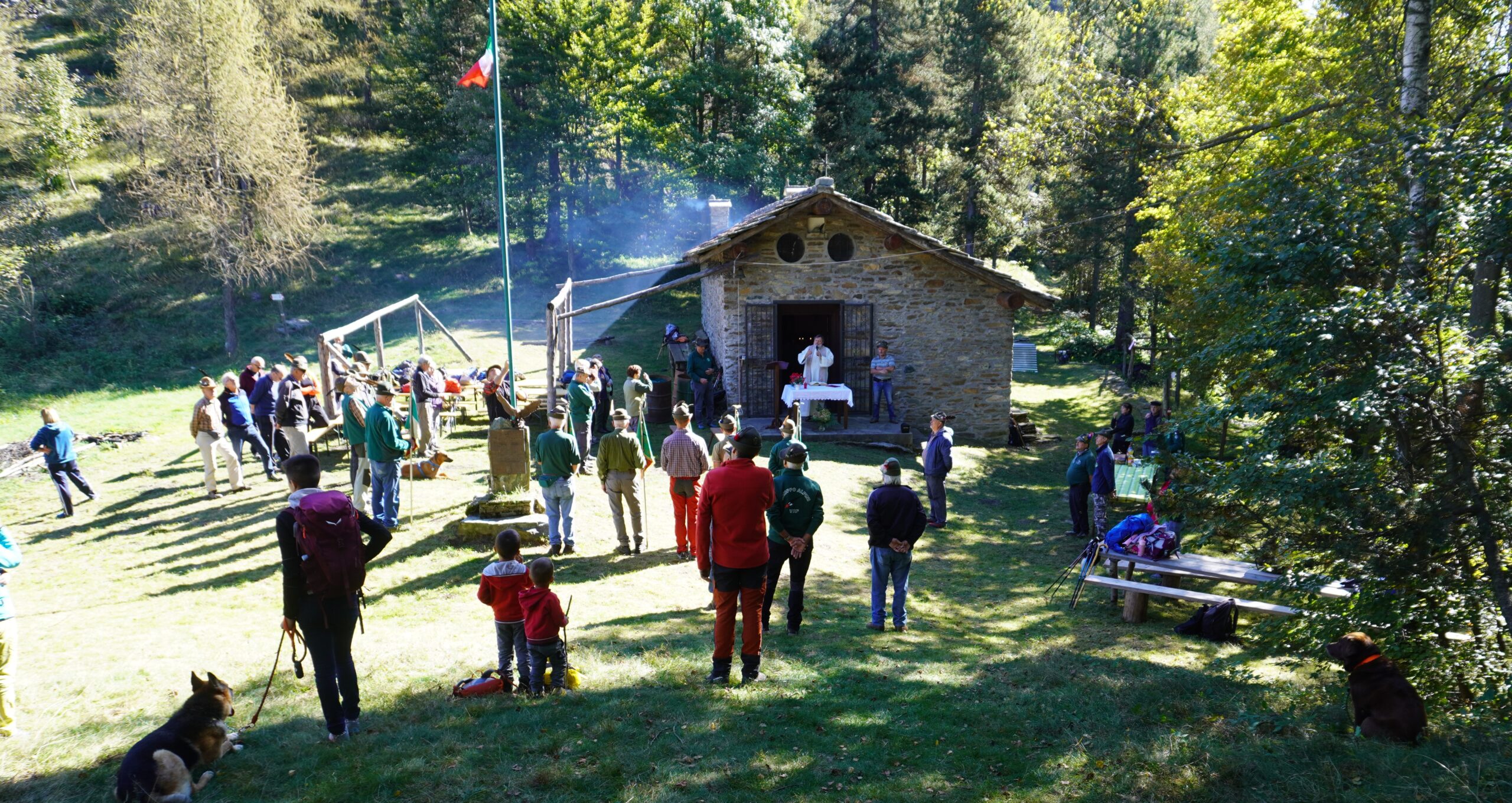 Scopri di più sull'articolo Festa di San Michele a Cialmetta, con i Gruppi di Mezzenile, Pugnetto, Traves e Viù