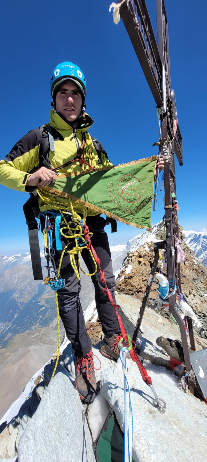 Scopri di più sull'articolo Due Alpini del Gruppo di Balangero sulla cima del Monte Cervino